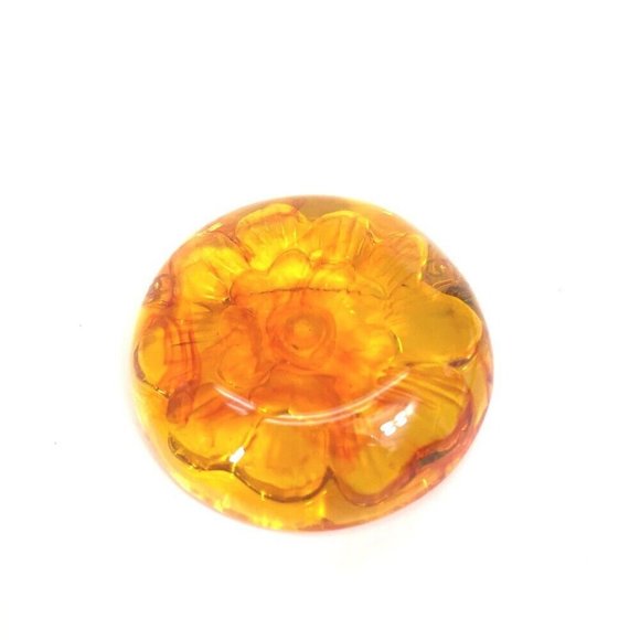 CHANEL Brand accessories 96A camellia circle type Brooch Plastic Orange - Picture 1 of 10